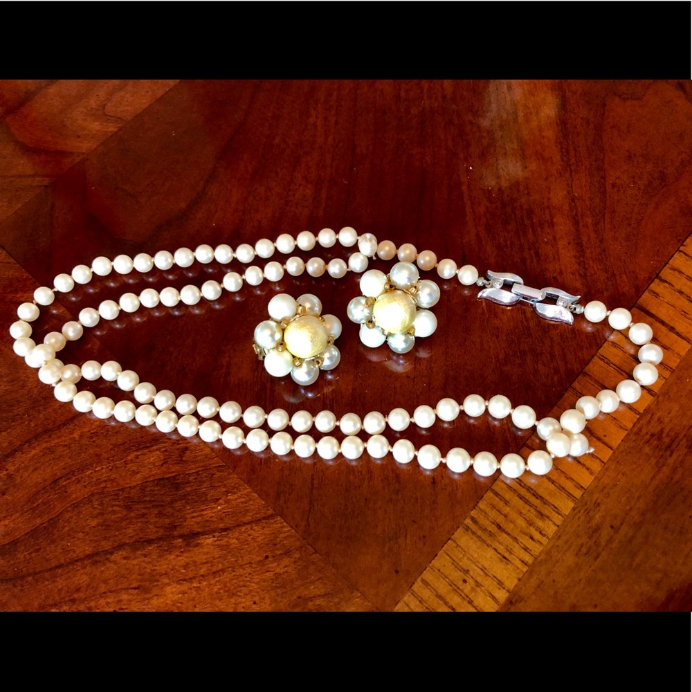 VTG 50's faux Pearl earring & necklace
